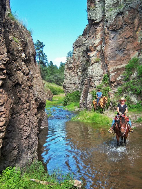 Geronimo Trail Guest Ranch