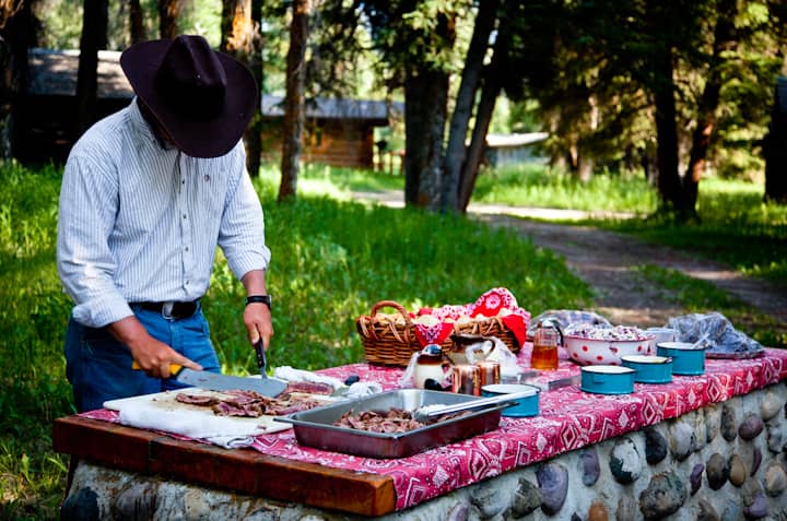 Moose Head Ranch Wyoming - Cookout
