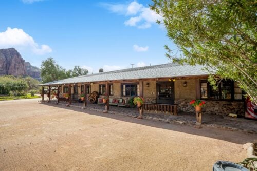 Saguaro Lake Guest Ranch